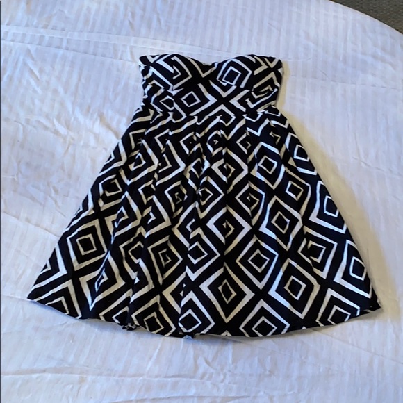 Black and White Strapless Dress - Picture 1 of 2